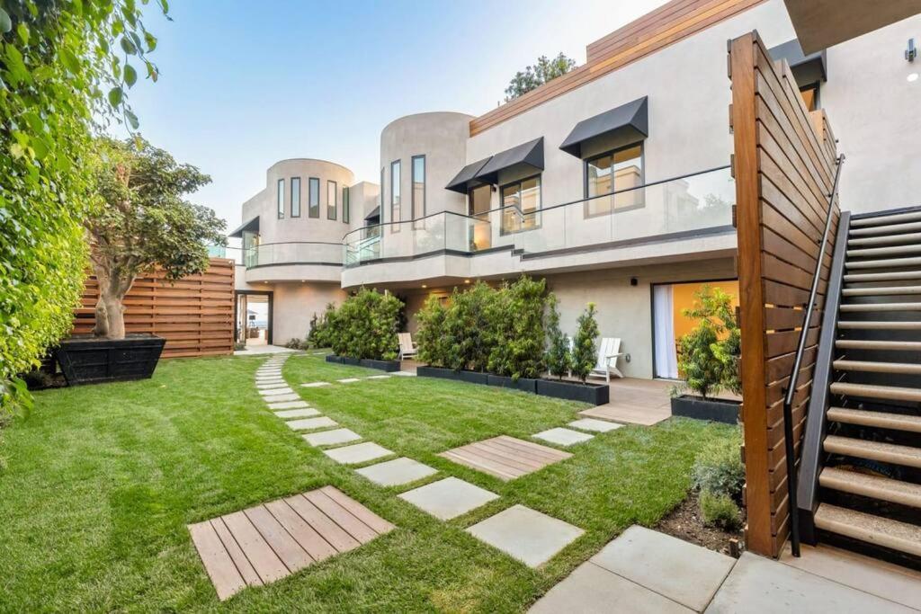 Malibu Sand Carbon Beach Suites Eksteriør bilde