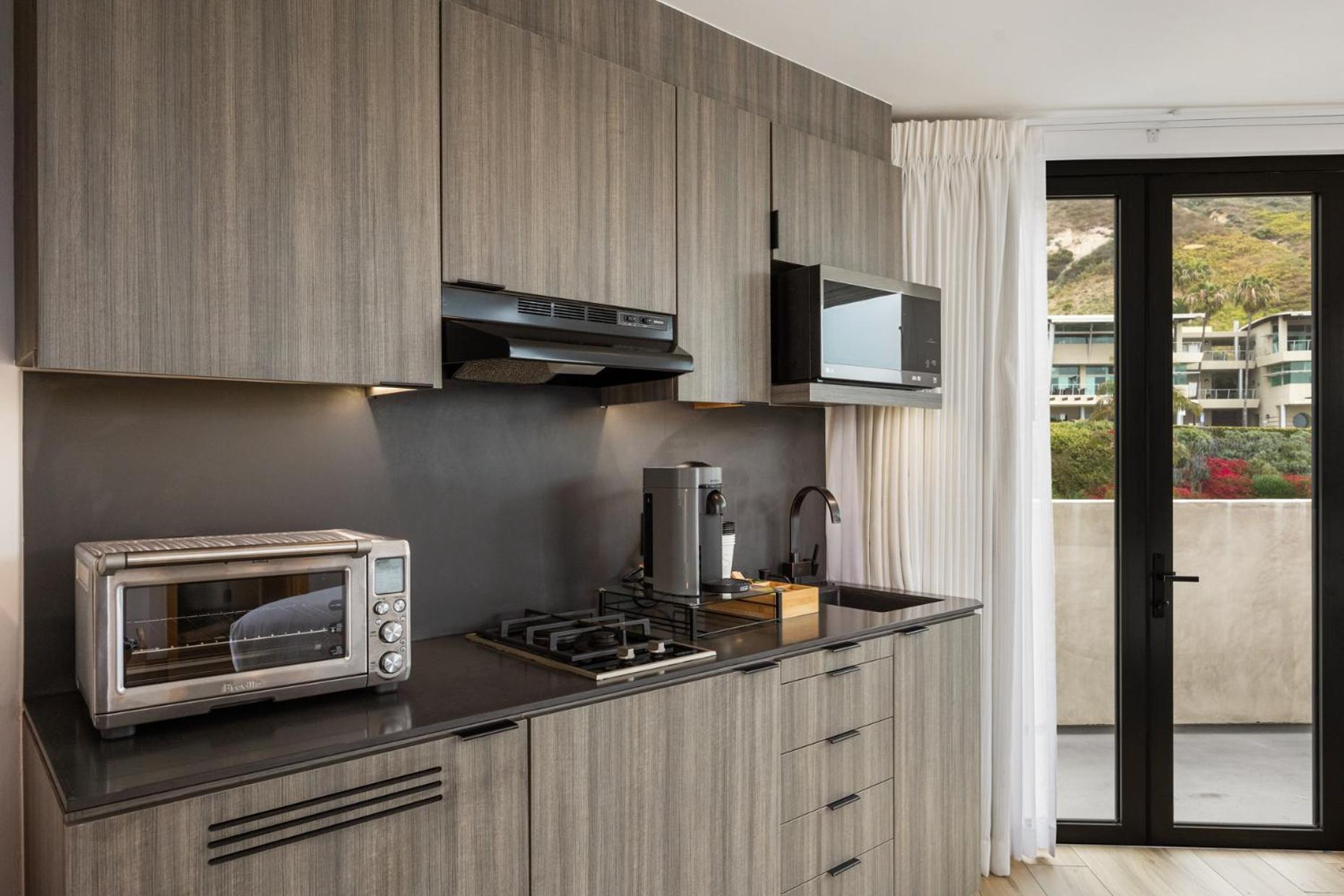 Malibu Sand Carbon Beach Suites Eksteriør bilde
