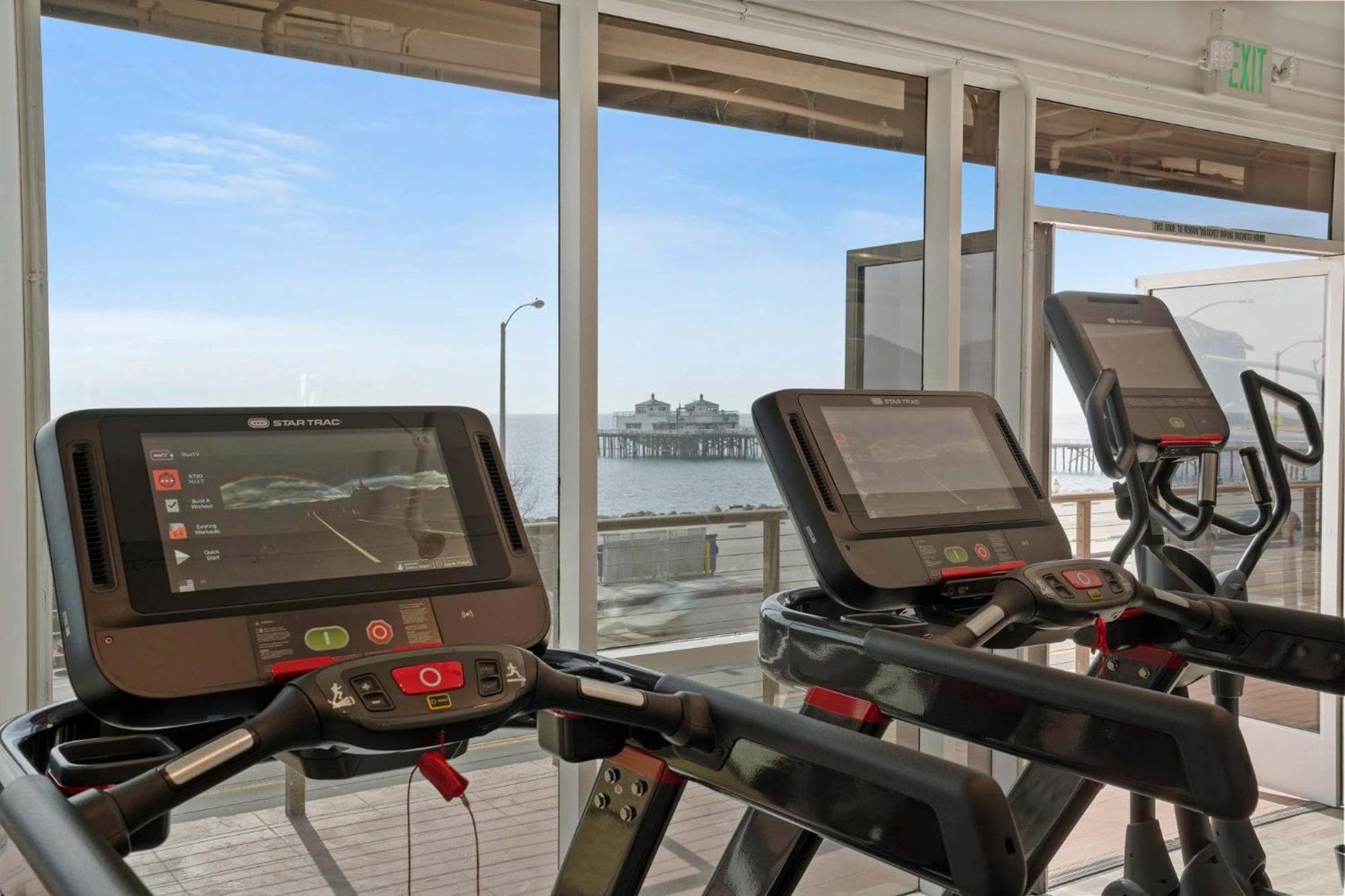 Malibu Sand Carbon Beach Suites Eksteriør bilde